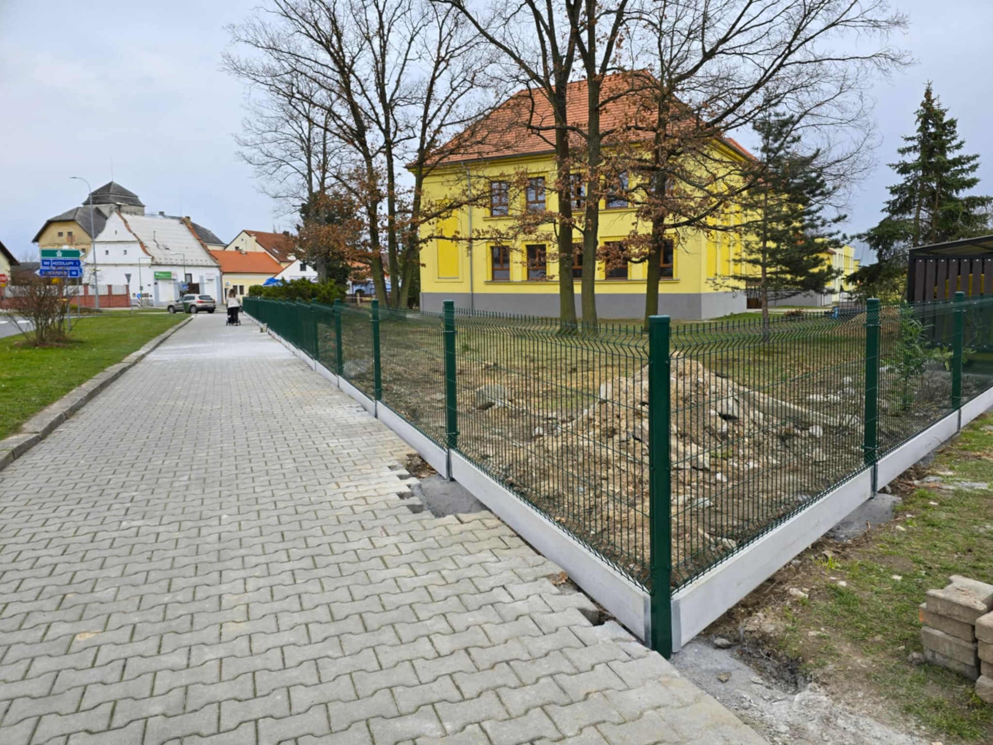 cd9ff00e-733d-4b51-8429-4cc6e85bf5a0